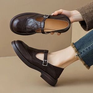 Dwarves Preppy Style Brogue Sheepskin T Strap Mary Jane in Coffee
Size 40